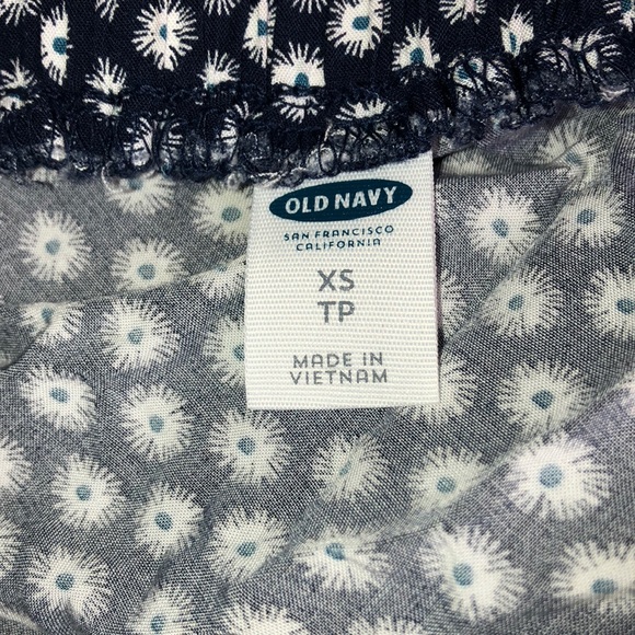 Old navy skirt - Picture 4 of 5